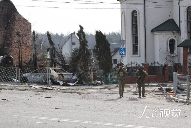 泽连斯基：乌军方已重新控制基辅西北部的伊尔平市