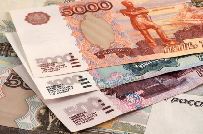 “卢布保卫战”初战告捷 普京如何打赢货币战争？