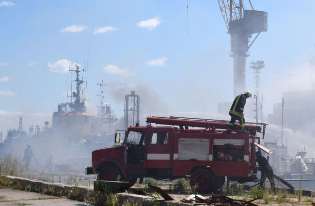 俄国防部：俄军摧毁敖德萨港一存有美国武器的仓库